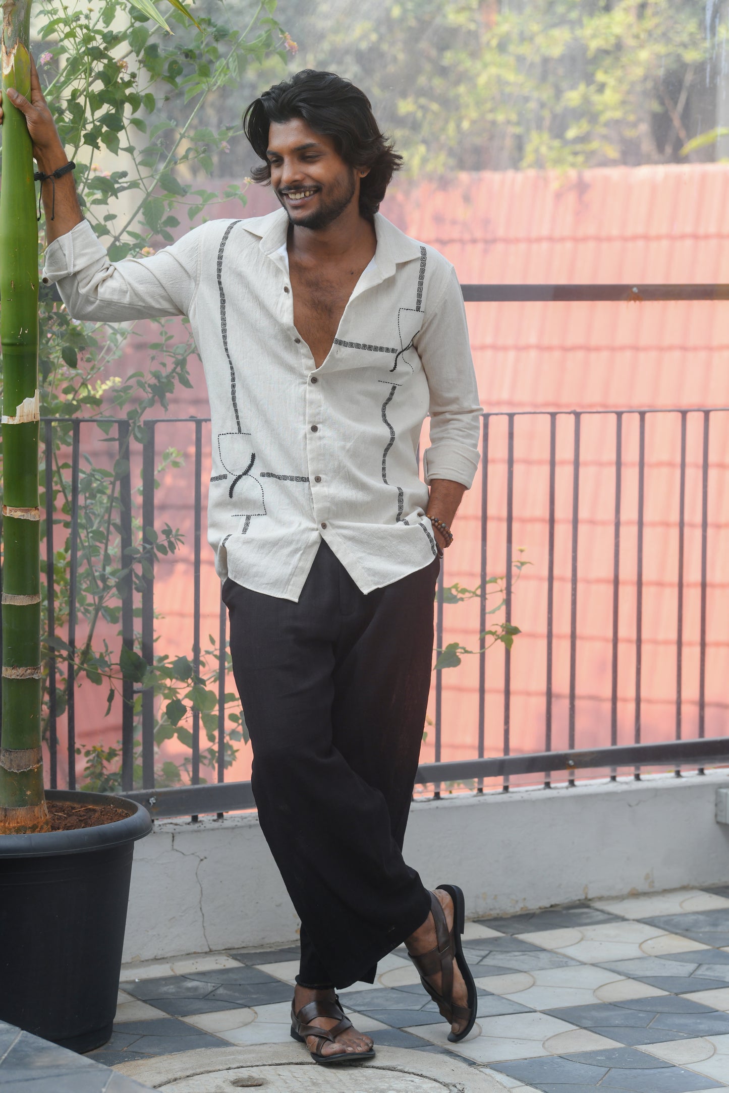 Sand timer embroidered Shirt